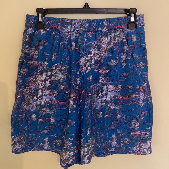 Blue/Pink Lululemon Pace Breaker Linerless Running Short - Size M - Picture 2 of 7